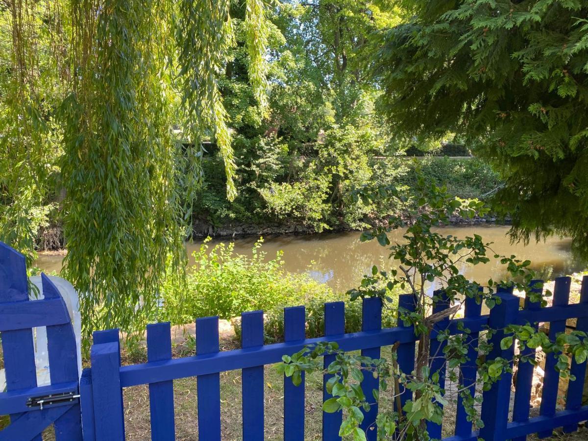 מטלוק Riverbank House מראה חיצוני תמונה